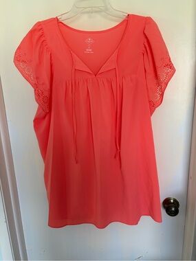 Women’s 1X St Johns Bay Coral Flutter Sleeve Peasant Top
